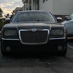 Black 2006 Chrysler 300c 5.7 Hemi 