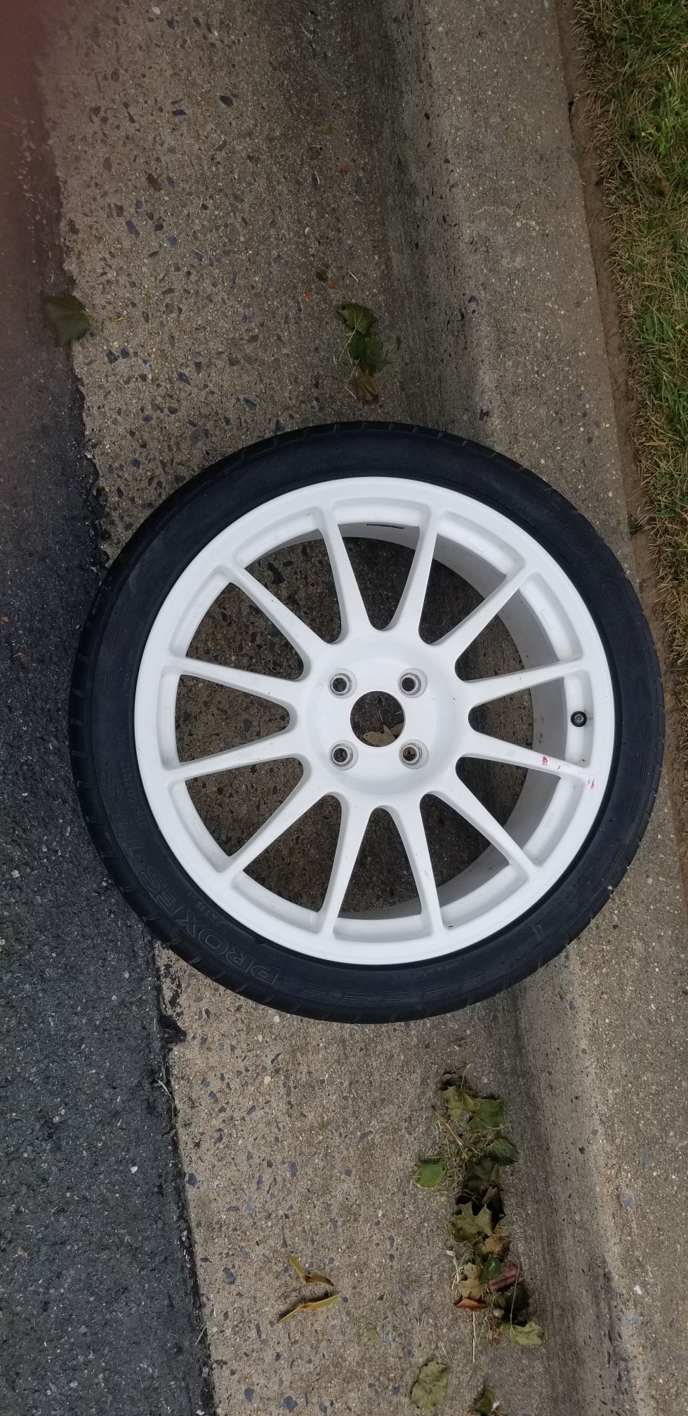 ONE 17 in wheel and tire 215 40 zr 17 white wheel 4x100 bolt pattern civic spare