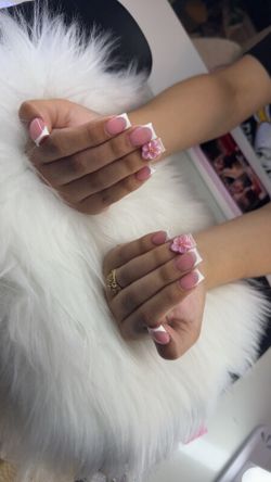 Uñas acrílicas