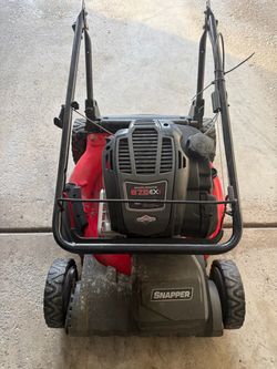 Brigss &Stratton lawn mower 685 exi