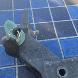 Land Rover LR3/LR4 Factory Trailer Hitc