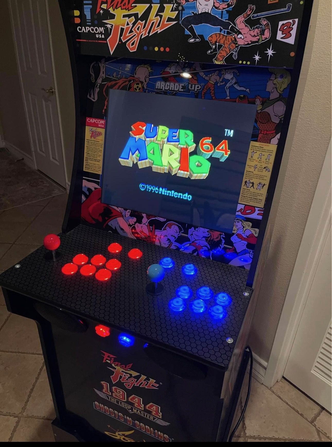 Arcade with Thousands of Games