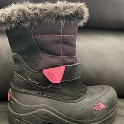 The North Face Girls Snow Boots Size 12