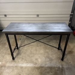 Signature Design Sofa Table
