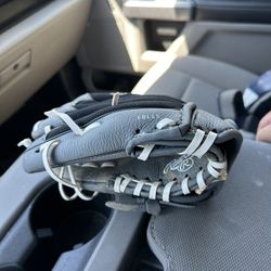 Baseball Glove 