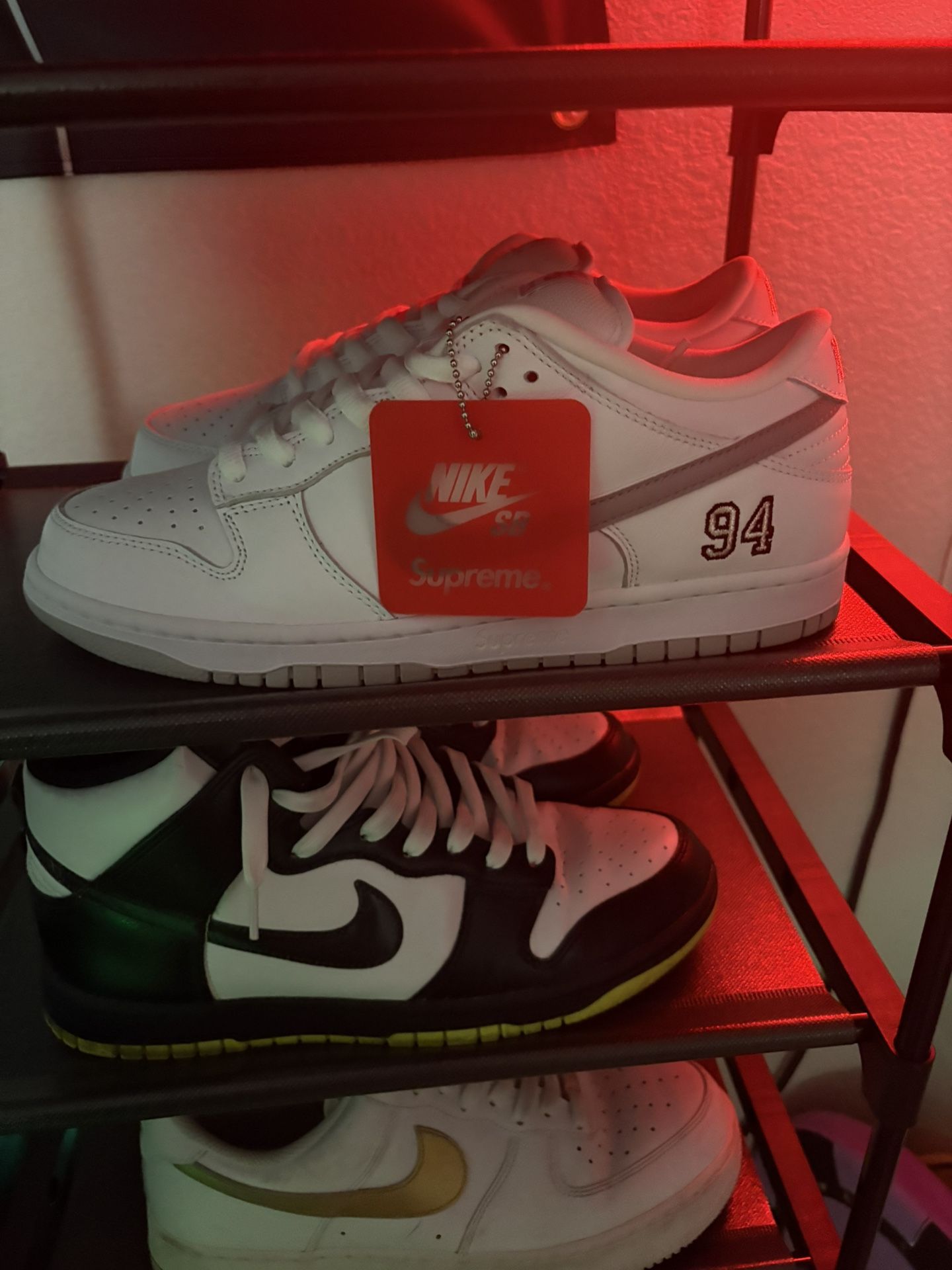 Supreme SB Dunks