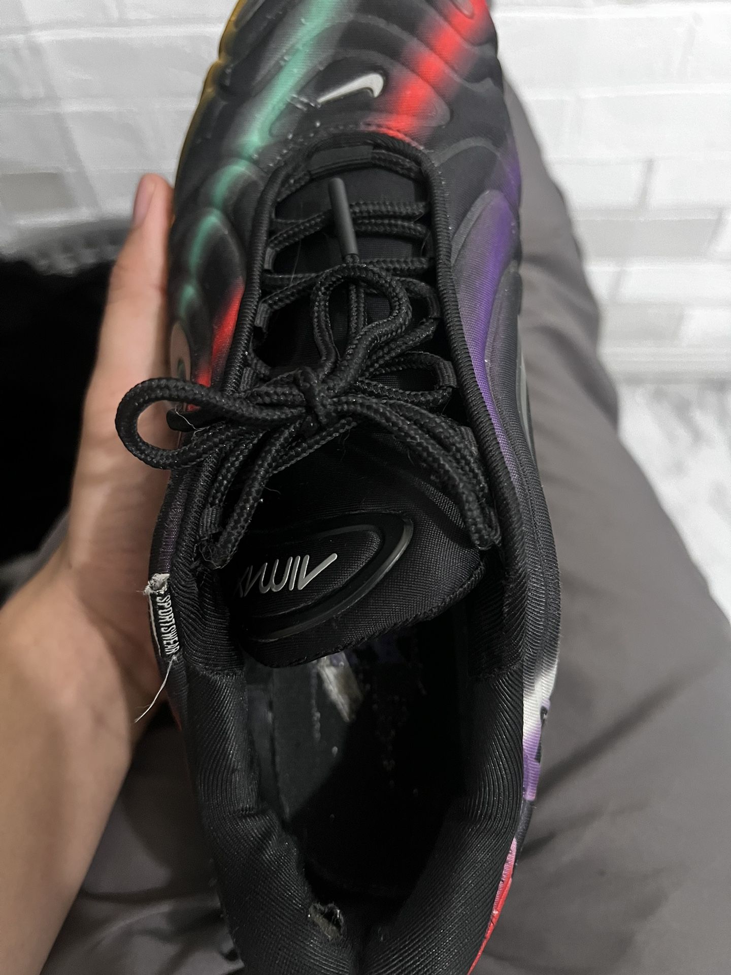 Air max 720 Neon Streaks - avconcontrols.com display picture 1