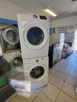 Whirlpool Washer and Gas Dryer Combo