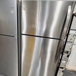 TOP FREEZER 30” Financing Available 