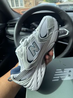 New Balance 530 White Navy Sneakers