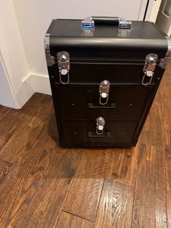 Make up case