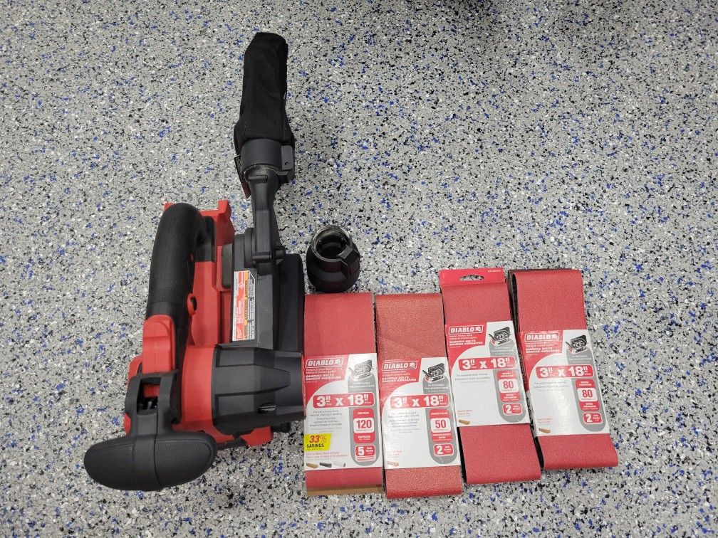 Milwaukee M18 FUEL Belt Sander 2832-20