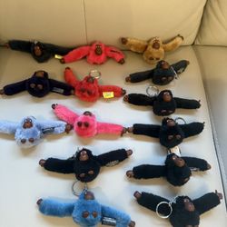 Múltiples Kipling Monkey Keychains $20 each