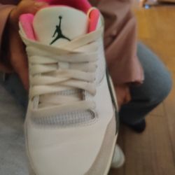 Jordan Flight Court Shoes Like New