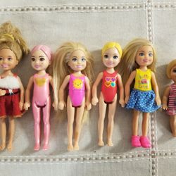 Barbie Small Doll Bundle 