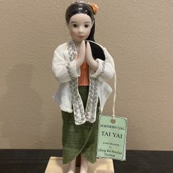 NEW Vintage Porcelain Hand Crafted Oriental 8” Asian Doll on Wood Stand & Tag