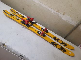 Salomon Teneighty L129 Youth Skis with Bindings 129mm