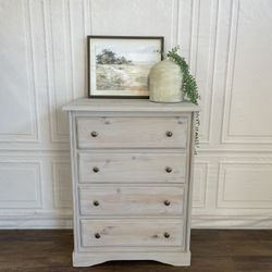 Pine Dresser