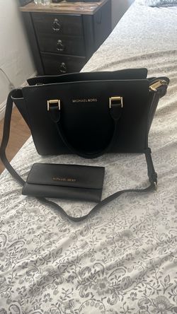 Michael kors bag and wallet