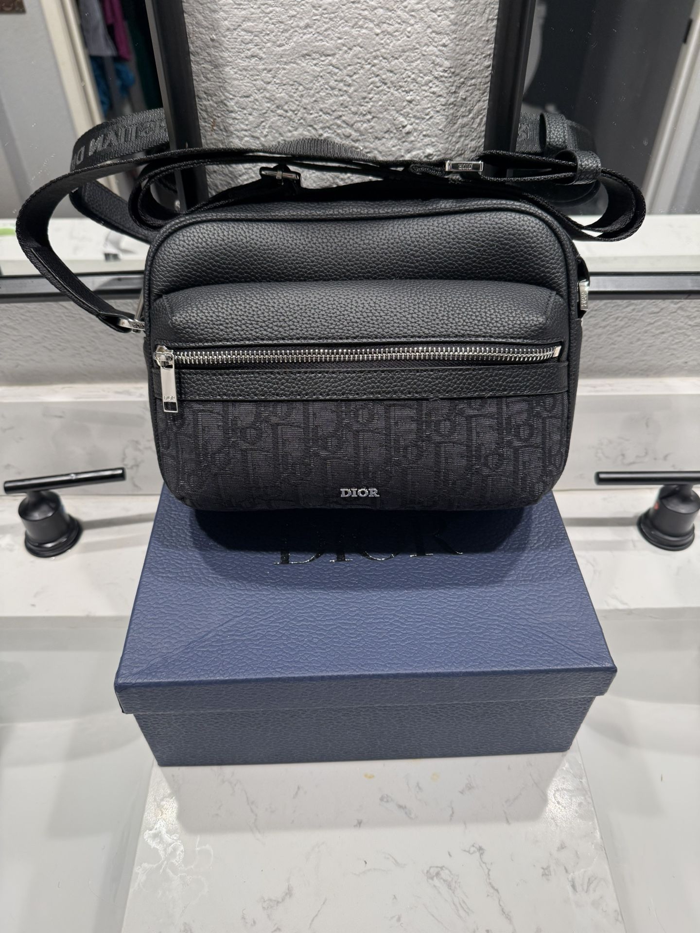 Dior side bag