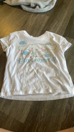 Cinnamon roll shirt/Sanrio shirt old Navy brand