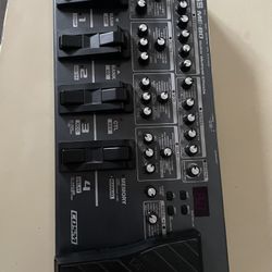 Boss Me-80 Guitar Multiple Effect 