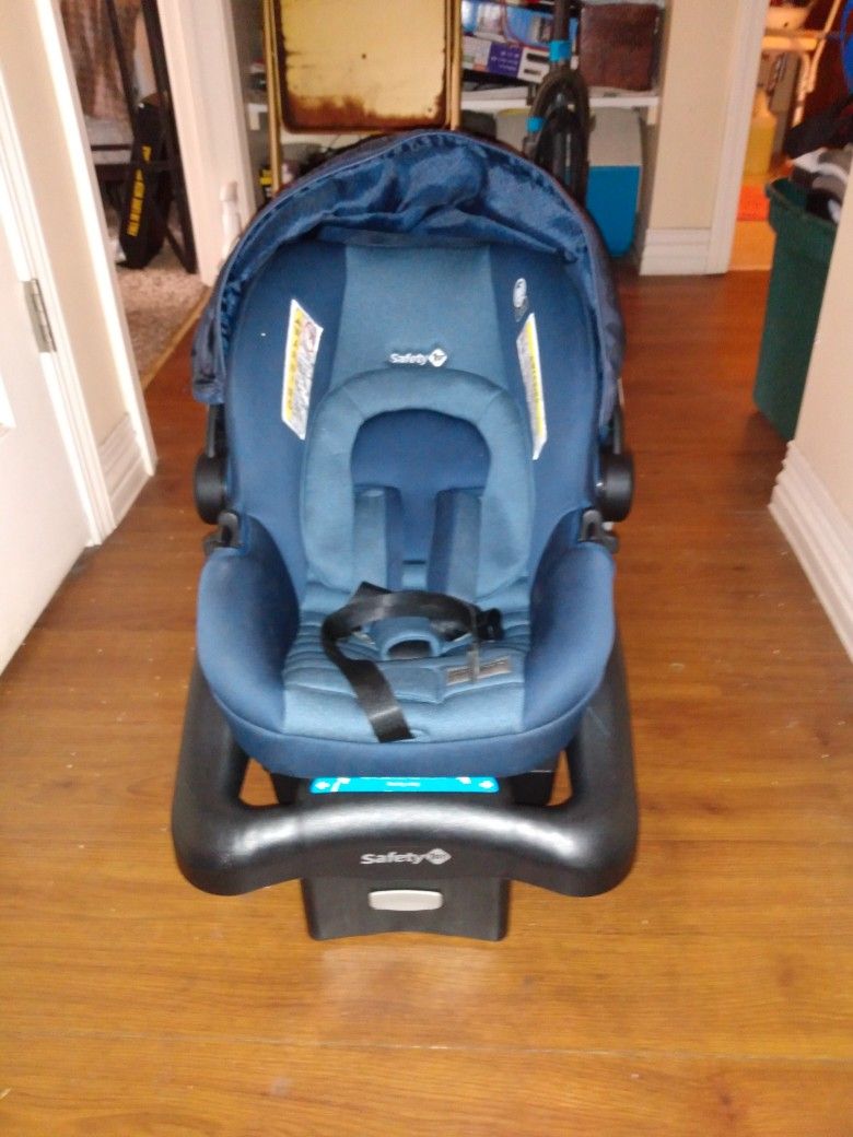 SAFETY 1st onBOARD 35 LT CAR/ SEAT /BASE W/ ADJ. CANOPY for Sale in