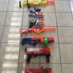 10 Nerf Guns 