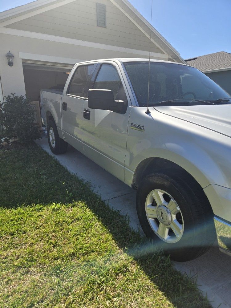 2004 Ford Truck