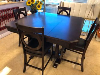 New dark brown table set