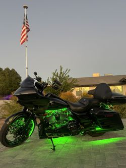 2022 Harley Davidson CVO Road Glide,One of a kind no expense spared IMMACULATE cond read description
