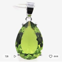 27x13mm TearDrop Green Peridot 925 Silver Pendant [PEN11]