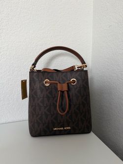 Michael Kors XS Mini Suri Bucket