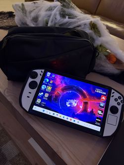 LEGION GO 2 • Z2 EXTREME • 32GB RAM  • HANDHELD PC • OLED