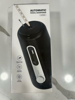 Automatic pencil sharpener