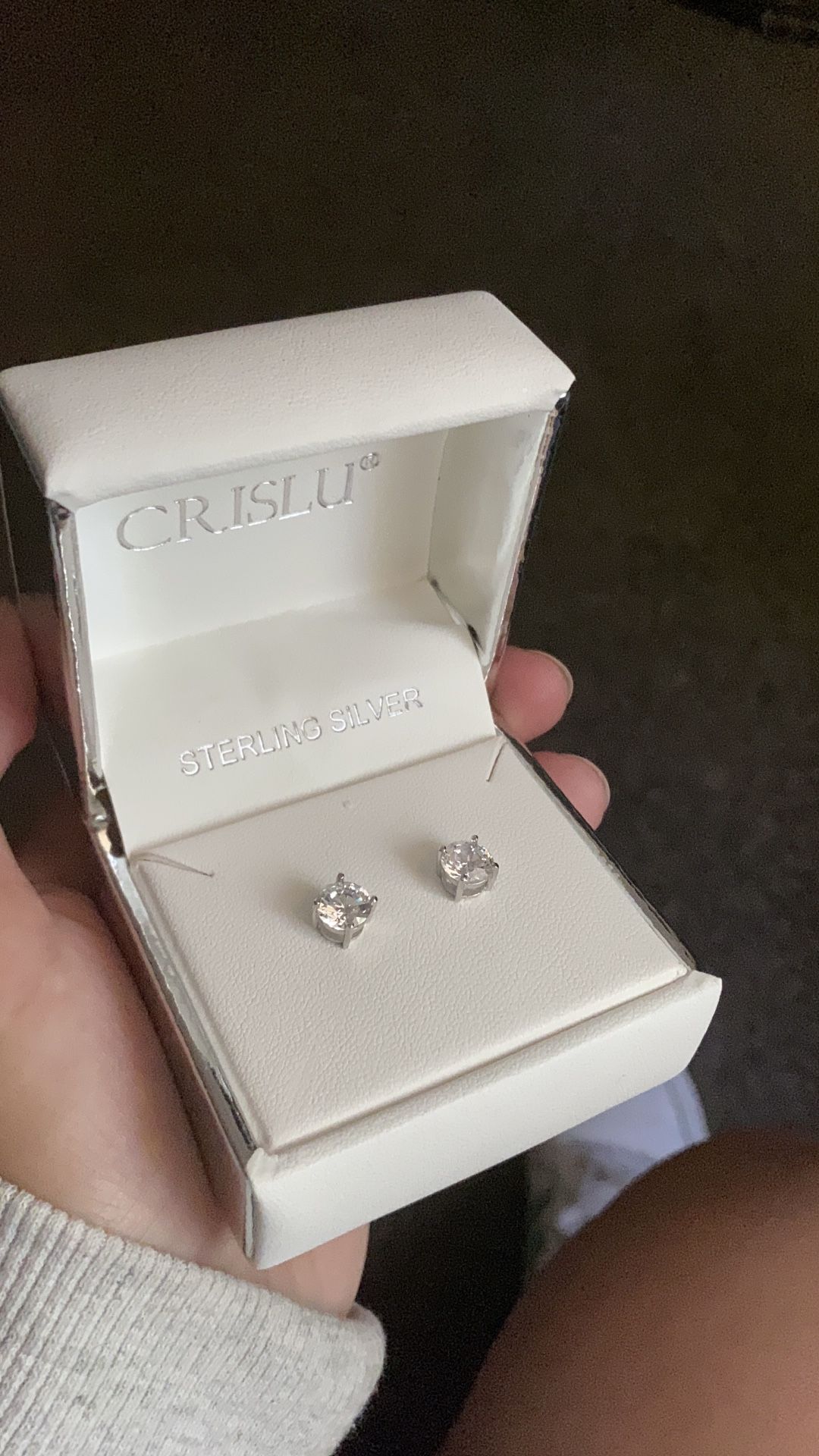 Sterling Silver Crislu 2 Carat Stud Earrings