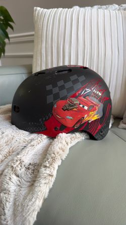 Disney Cars Lightning McQueen Kids Helmet