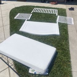 Free- Million Dollar Baby Bed