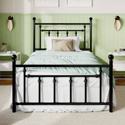 Twin Size Metal Platform Bed Frame with Victorian Vintage Headboard, Black