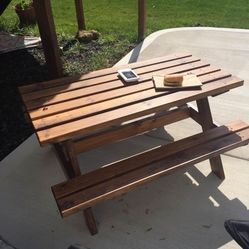 Premium Kid-Height Outdoor Picnic Table for Backyard Dining and Activities