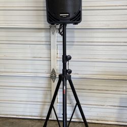 Mackie SRM350 v2 w/ Stand