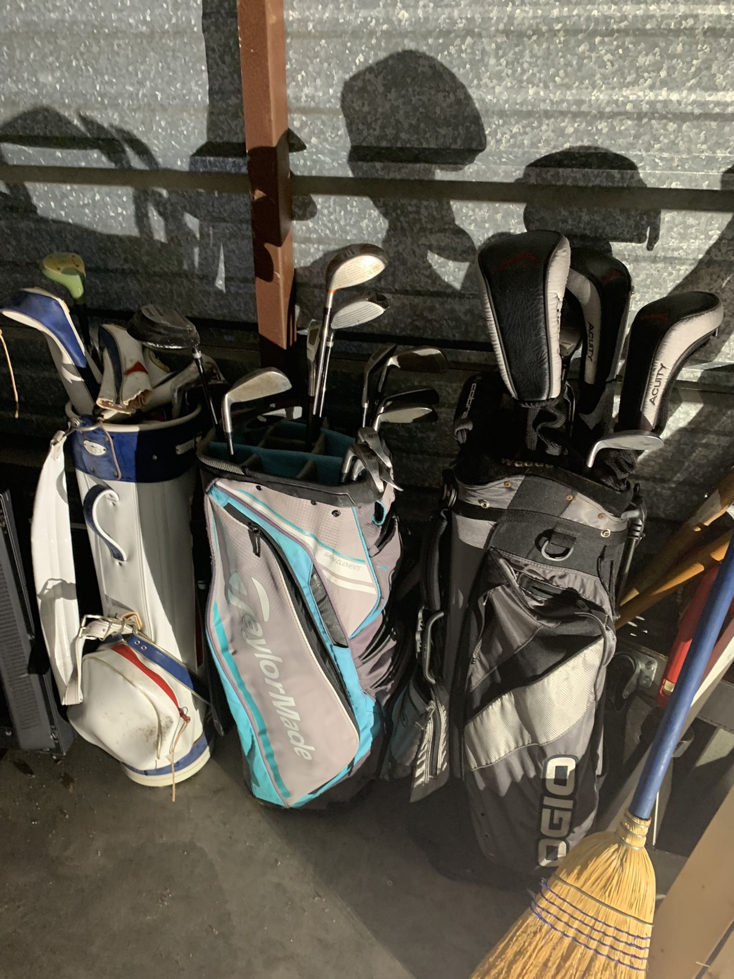 Golf clubs