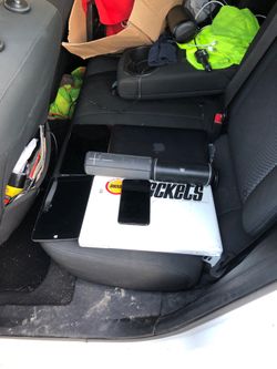 2 tablets 2 Apple MacBook Air and Apple MacBook 2 Bluetooth speakers and iPhone 8 +