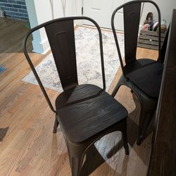 A Set Of 4 Metal Dining Chairs And A Bench 