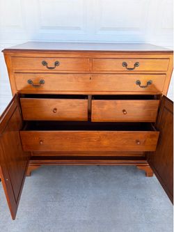 Dresser with key