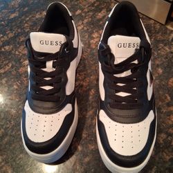 Size 11 Ladies Walking Shoes