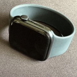 Apple Watch SE 2nd Gen 44mm