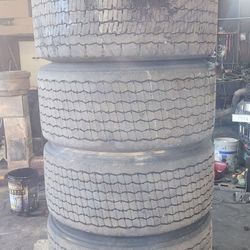 Use it semi track Tires 445/50