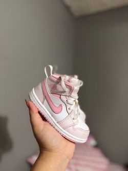 Toddler Nike size 7