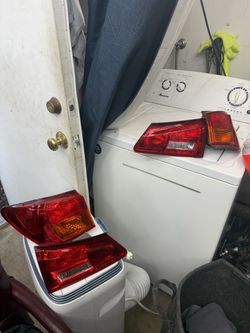 2008 Lexus is 250 tail lights used